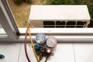 The Benefits of Early Bird AC Tune-Ups: Avoiding Peak Season Hassles