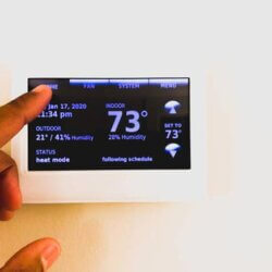 A Look at the Many Benefits of Programmable Thermostats