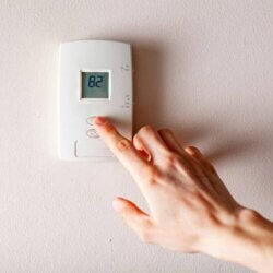 Choosing the Optimal Thermostat Settings for Summer