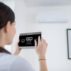 Smart Home Cooling Features: How Technology Can Save You Money