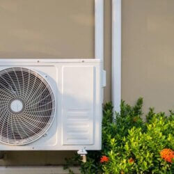 Traditional AC vs. Heat Pump Efficiency: Which Wins?